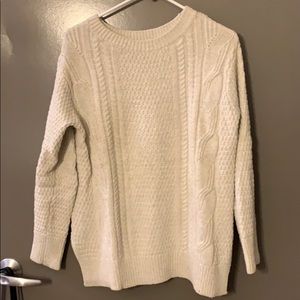 Gap sweater